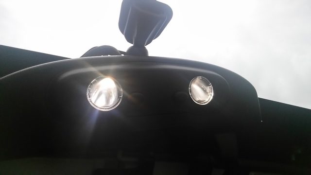 Jeep Wrangler JK: How to Replace Rearview Mirror Map Lights