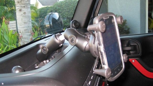 Jeep Wrangler JK: How to Install Mobile Phone Dash Mount