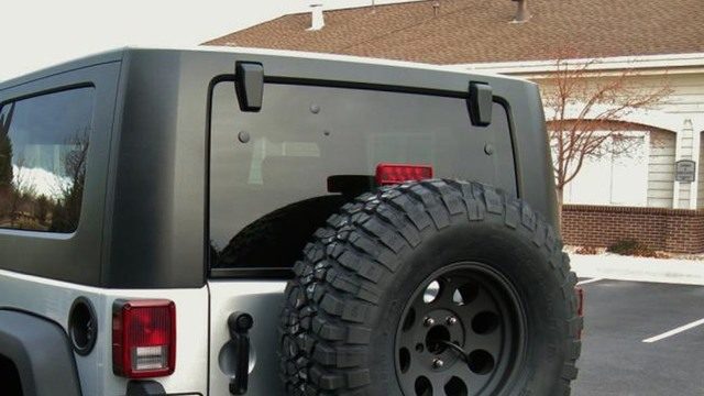 Jeep Wrangler JK: How to Remove/Replace Rear Wiper Assembly