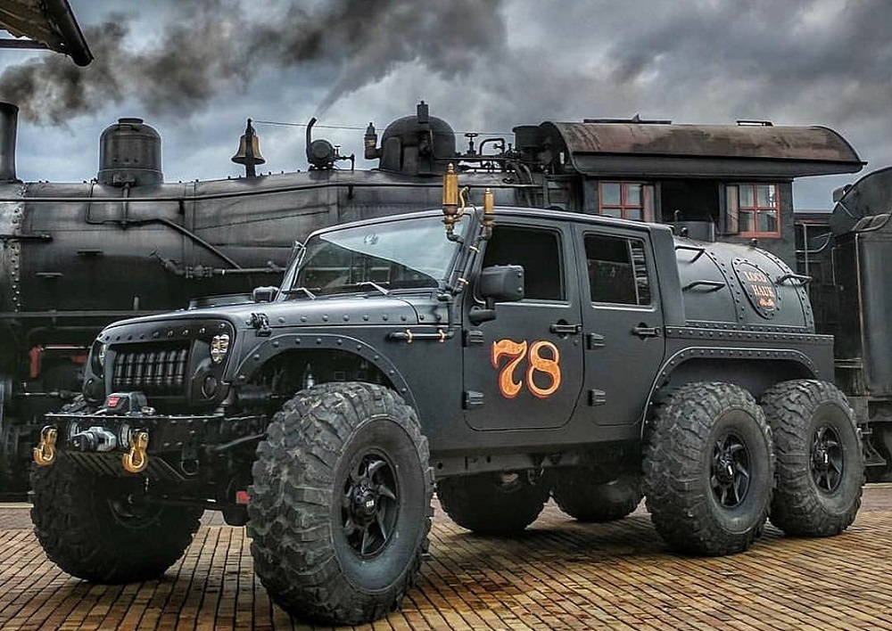 Haük Designs Steam-Powered Jeep
