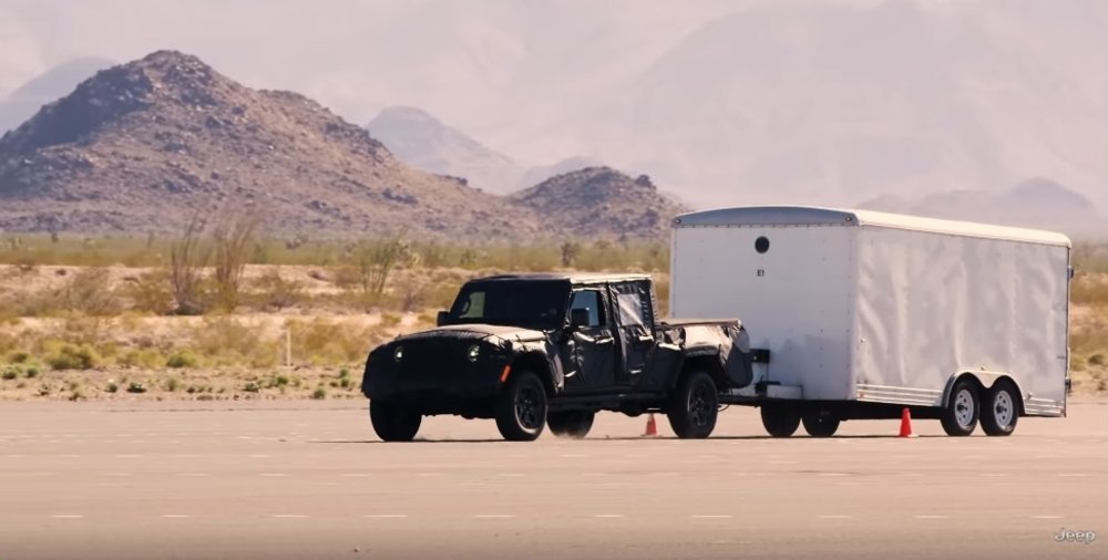 Jeep Gladiator Towing Flat