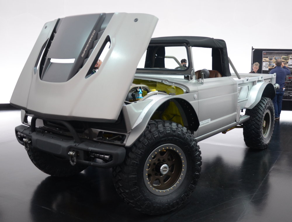 Jeep M-715 Five-Quarter