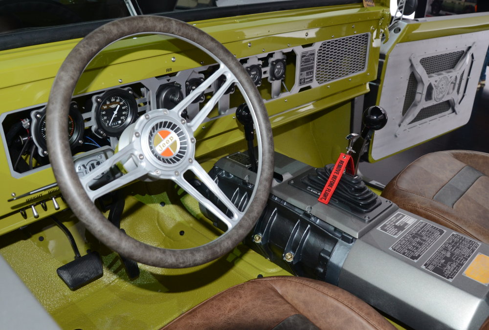 Jeep M-715 Five-Quarter