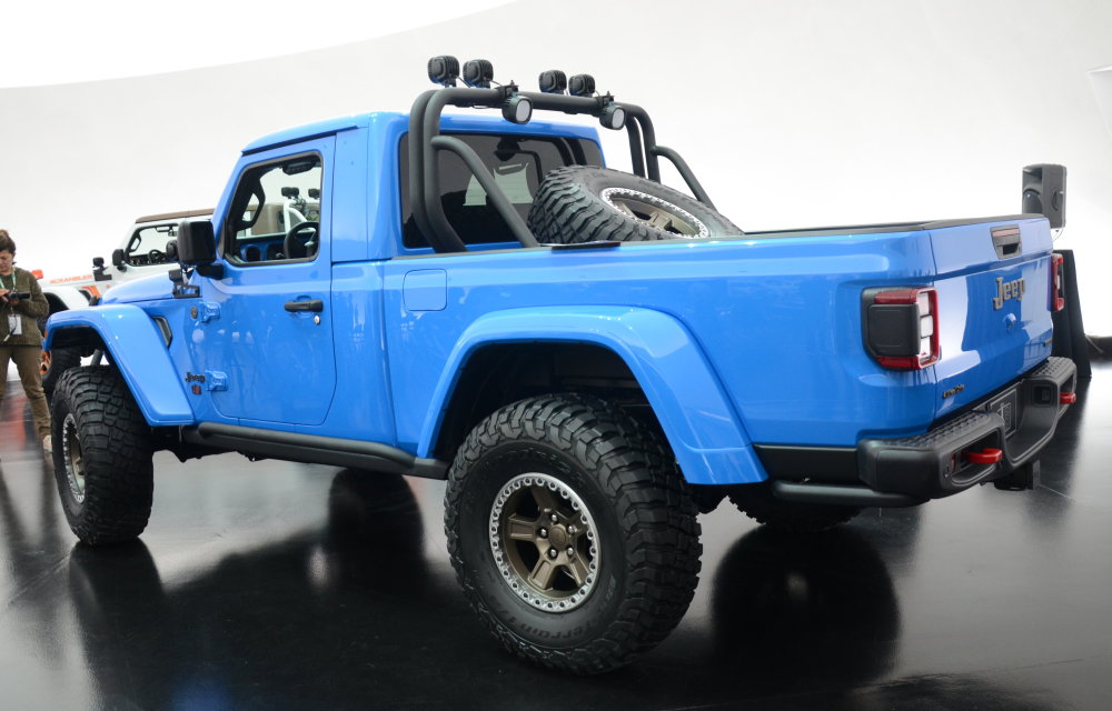 Jeep J6