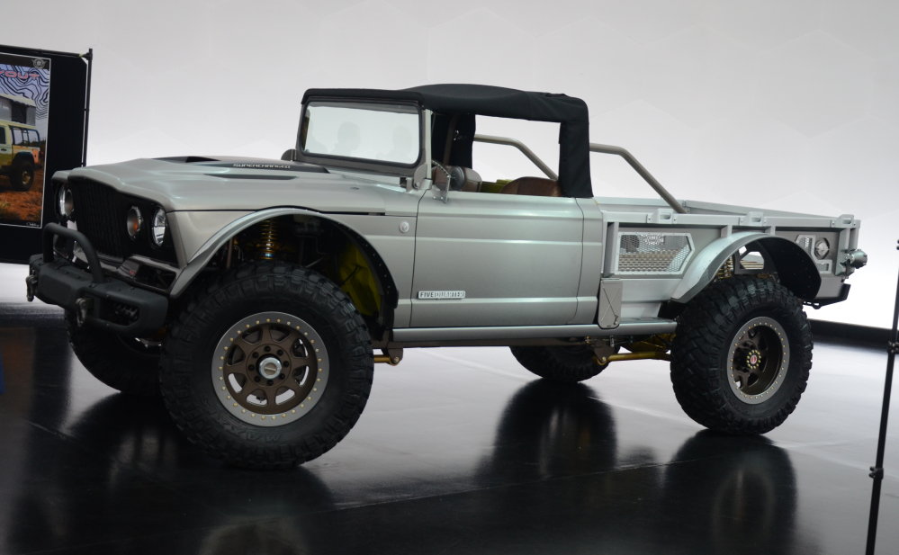 Jeep M-715 Five-Quarter