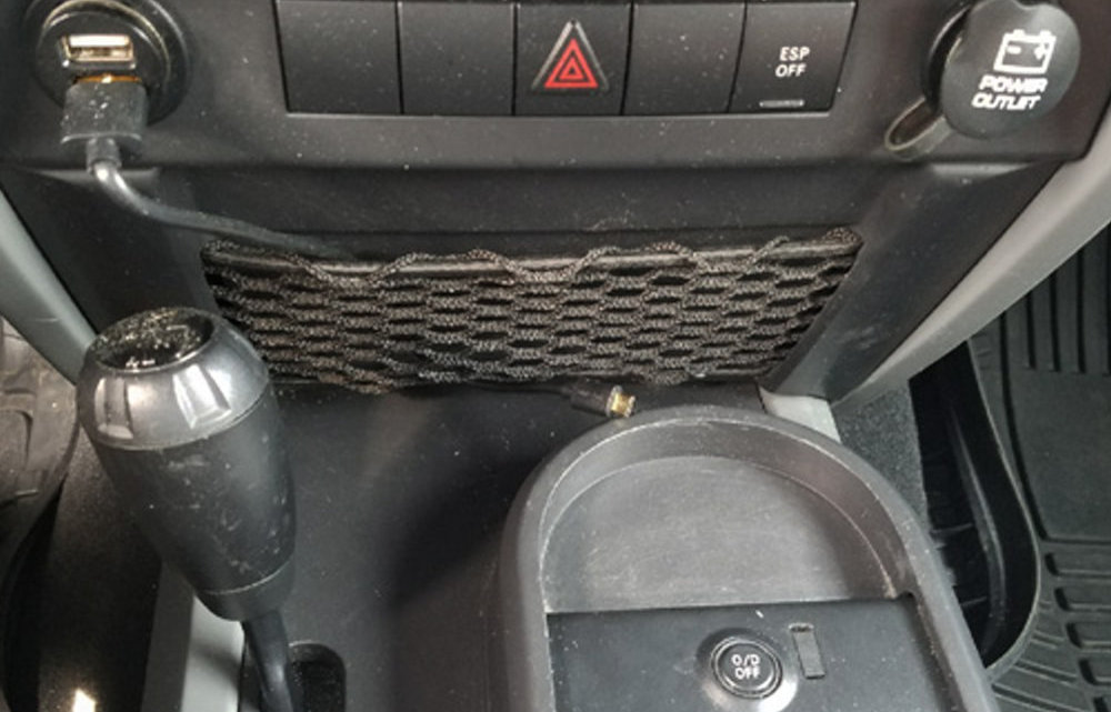 JK Wrangler Wireless Charging