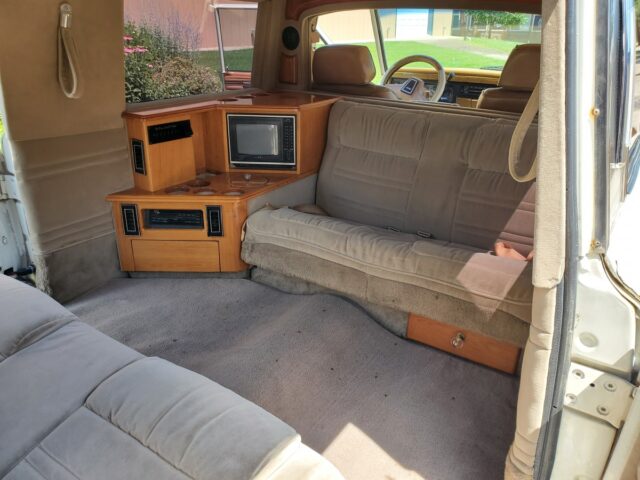 1986 Jeep Grand Wagoneer Limousine Interior Jk Forum