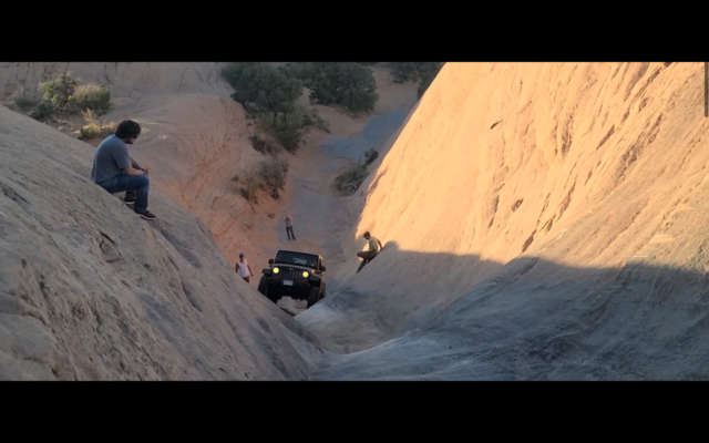 Jeep Wrangler Devil's Canyon Nearly Falls Video
