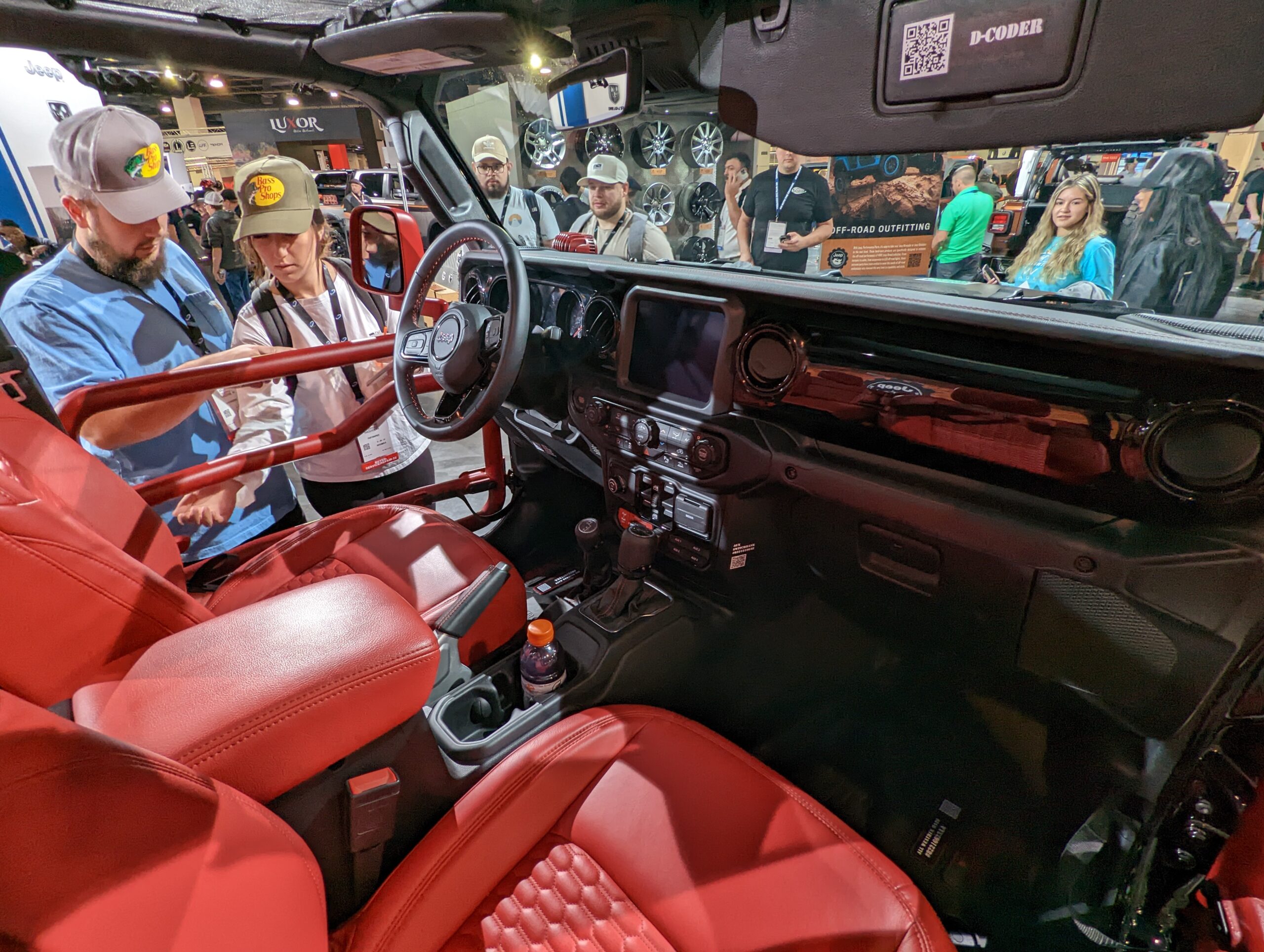 SEMA 2022: Jeep Gladiator D-Coder Concept